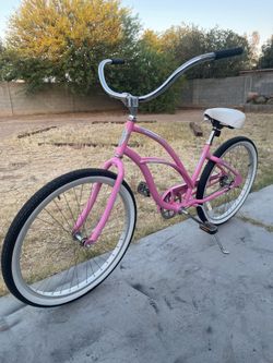 Women’s Electra Beach Cruiser Bike (26’)