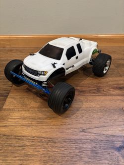 Traxxas rustler vxl rtr