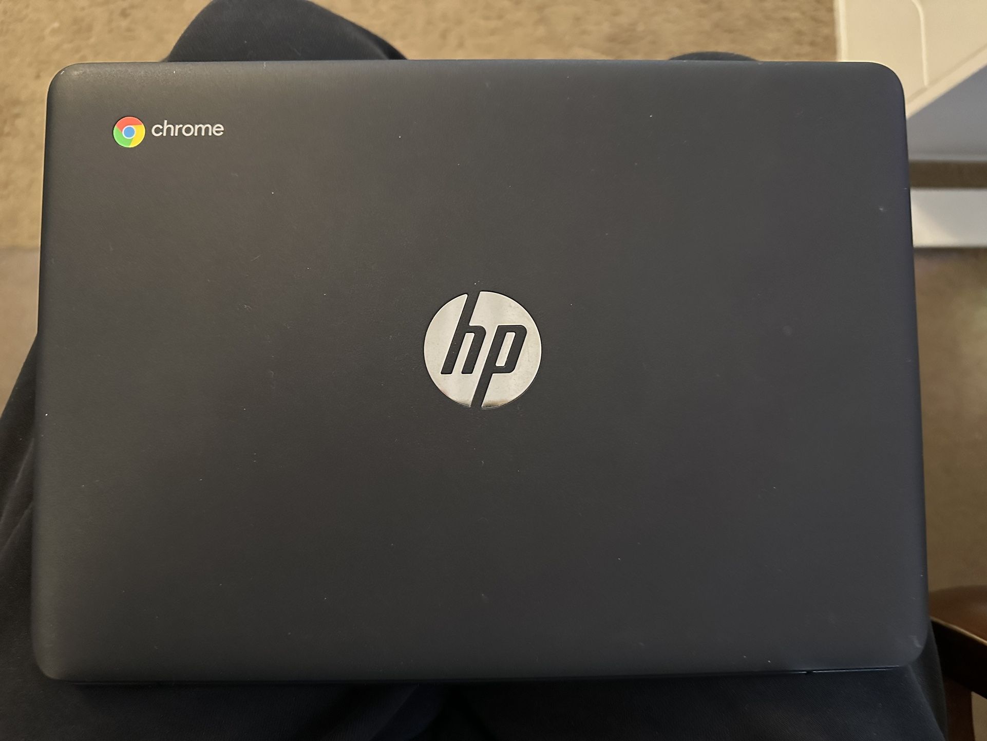 HP Chromebook With Case