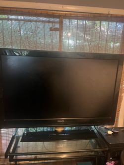 55 inch older model tv