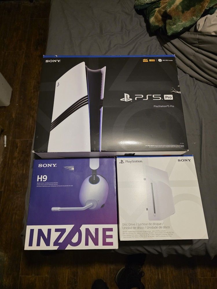 PlayStation 5 Pro With Disc Drive & H9 Inzone Headset