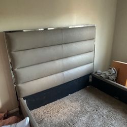 Queen Platform Bed And Mattress 