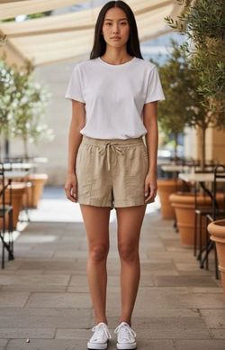 GAP tan pull on drawstring athletic high rise cotton shorts with pockets, size XS