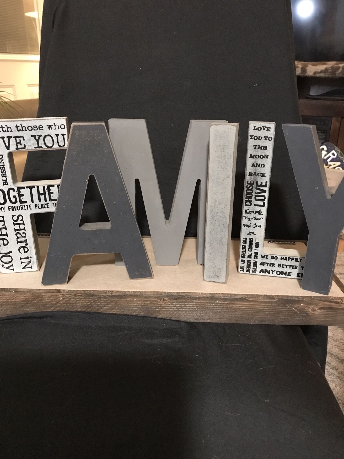 FAMILY Plat Letters Home Decor