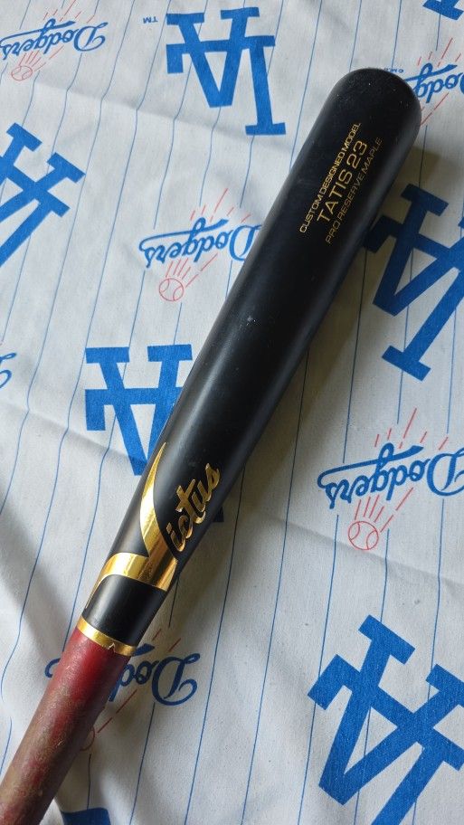 Victus Baseball Bat
