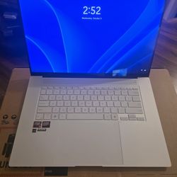 ASUS ZENBOOK S 16 RYZEN AI9 24GB RAM 1TB SSD
