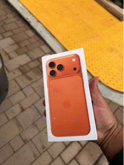 iPhone  17 pro max 2 TB unlocked