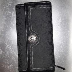 WALLET BY COACH