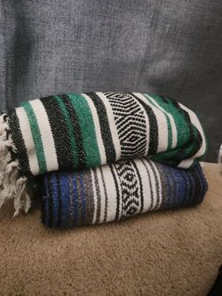 Throw blanket