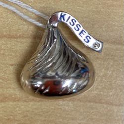 Adorable! “Kisses” Sterling Silver Charm