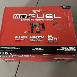 M18 Fuel Rotary Hammer / Tool Only / 