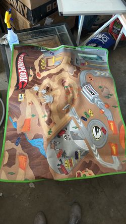 Kids hot wheels mat