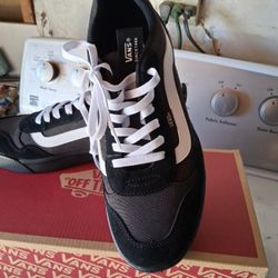 Vans  Size 9.5 