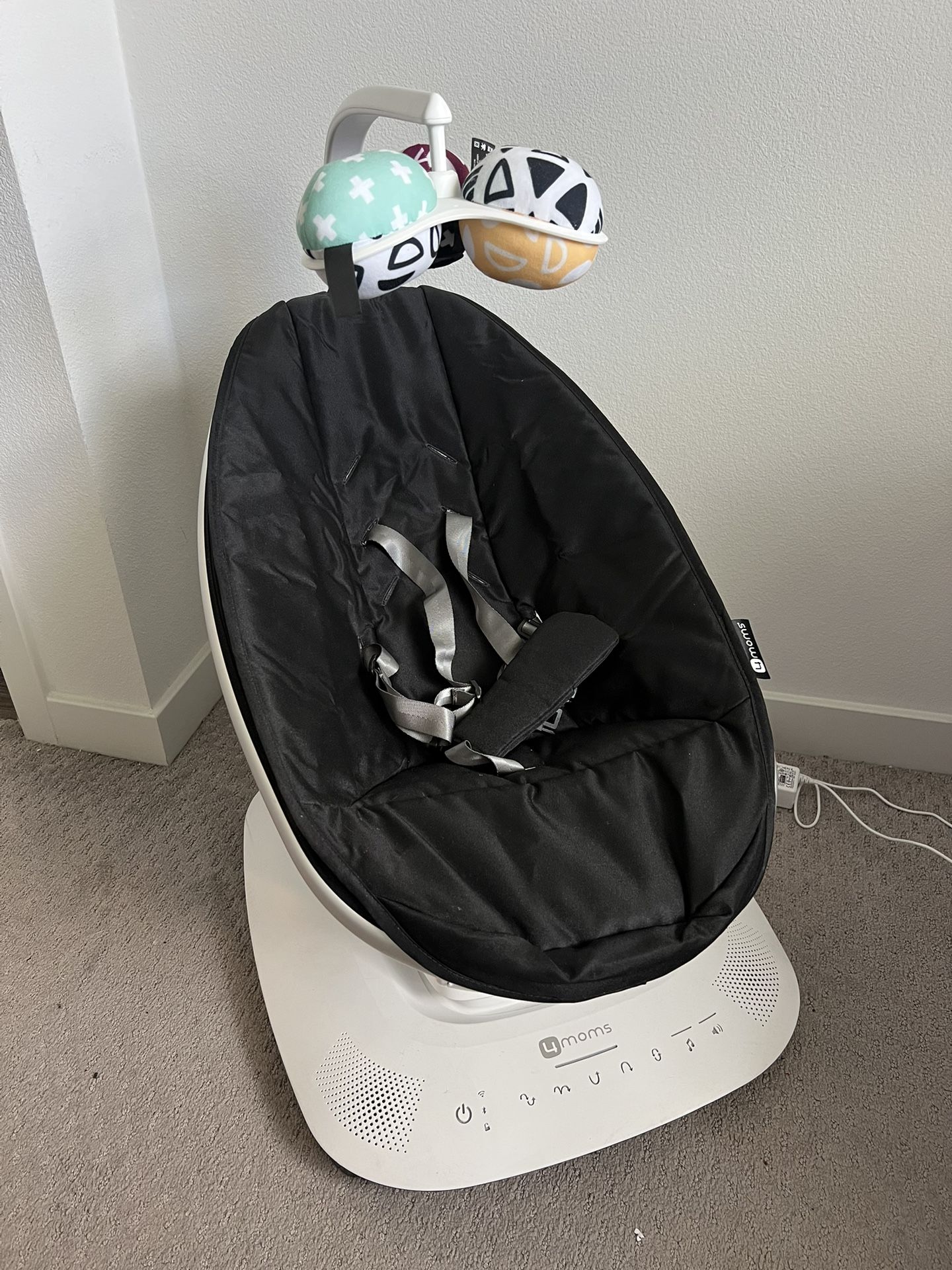 4moms mamaRoo Multi-Motion Baby Swing