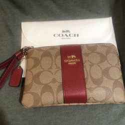 Wristlet 