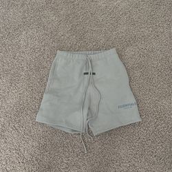 MENS ESSENTIALS SHORTS