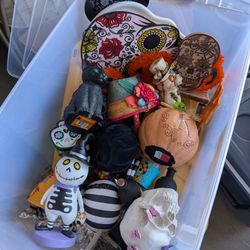 Halloween Decor Bin 