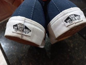Vans Shoes Unisex With Velcro Straps In Excelent Condition Size 7