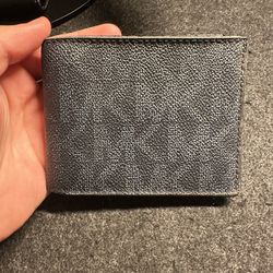 Michael Kors Wallet - Genuine Leather