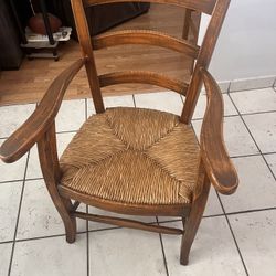 Dining Room Table Chairs (6)