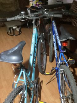 26”Mountain Huffy Creek Rock Bike For Mens and Womens 7” Speeds Excellent Condition $195 For Both.Or 110 For One