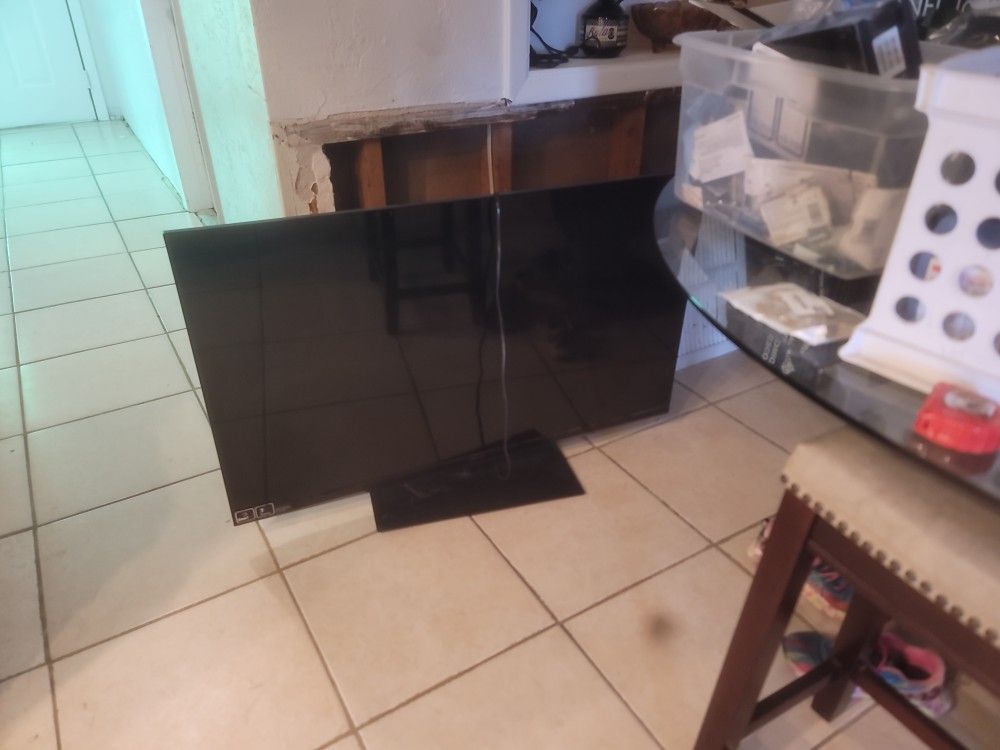 45 In TOSHIBA TV Smart Tv