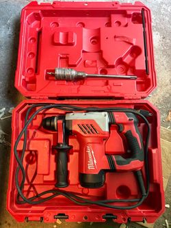 Milwaukee Rotary Hammer Drill with Case