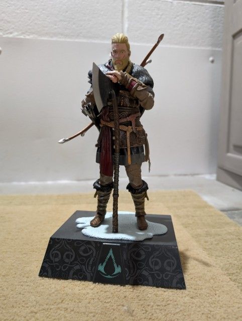 Assassins Creed Valhalla statue