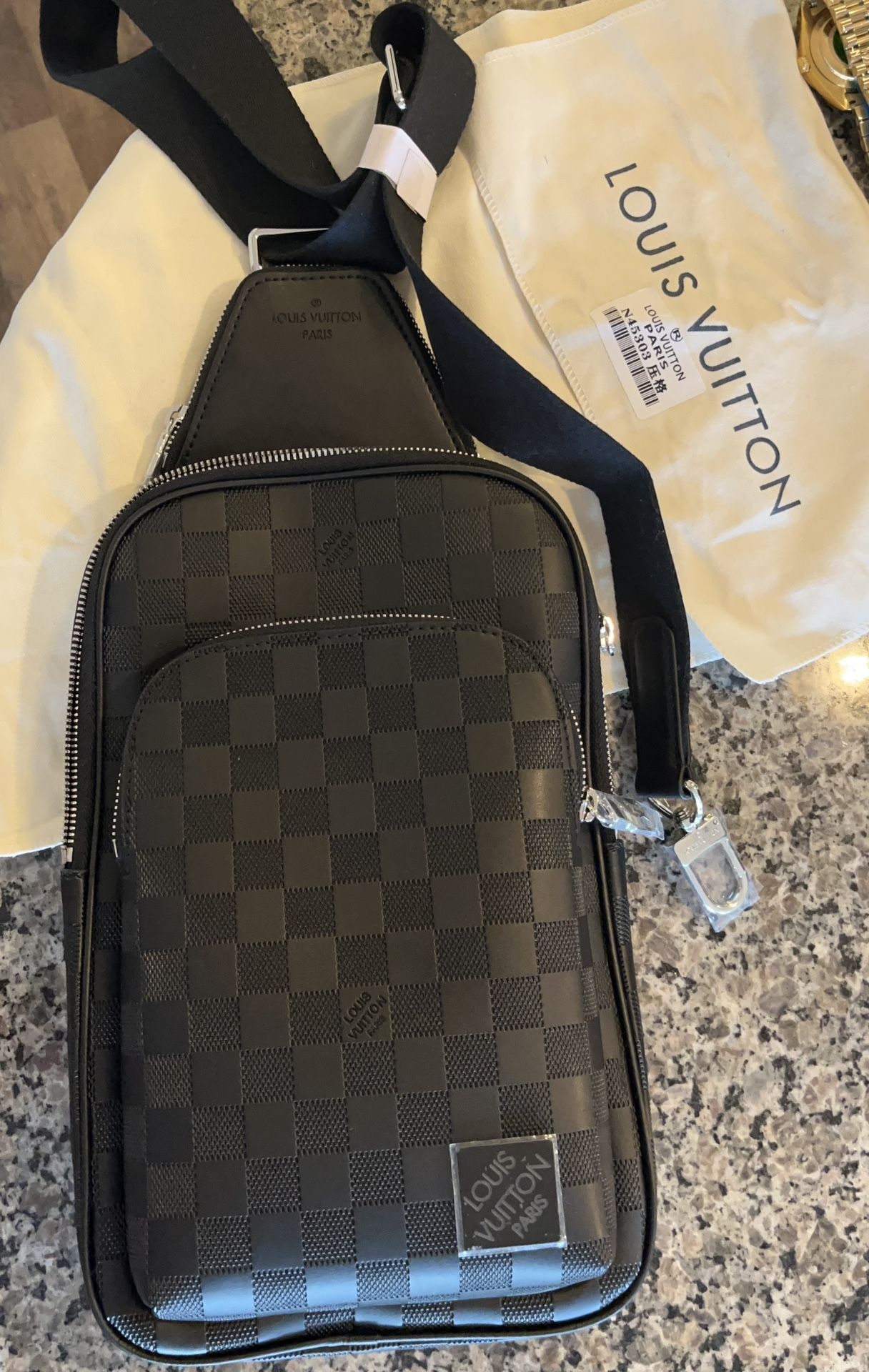 Men’s Louis Vuitton Crossbody Bag