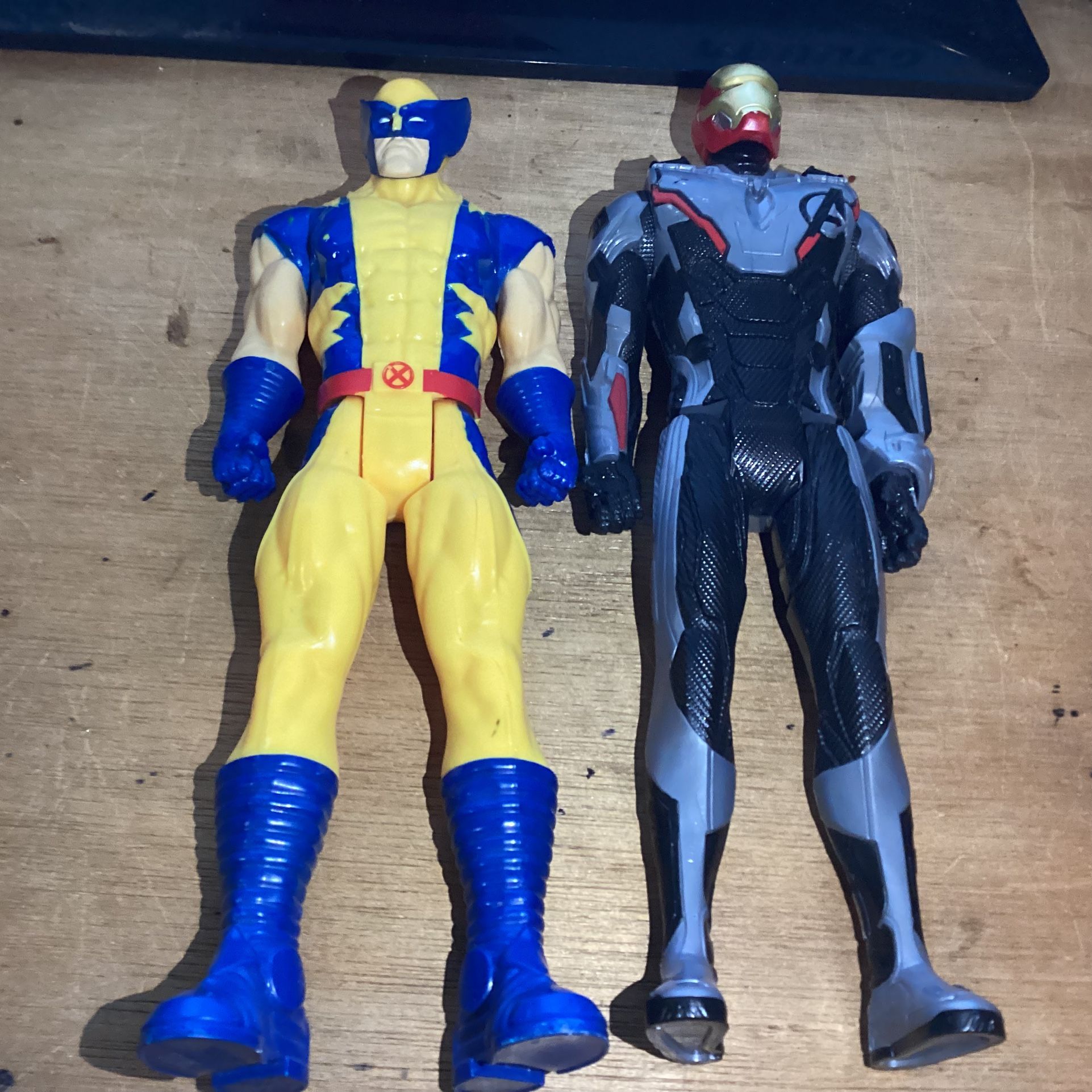 2018 Marvel Hasbro Iron Man and 2013 wolverine Action Figure toys