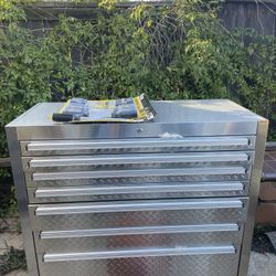 tool storage box 