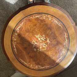 ALL WOOD ANTIQUE DRUM TABLE