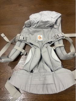 Ergobaby 360 baby carrier