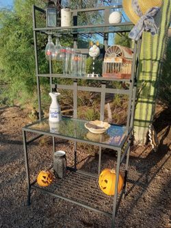 Metal Bakers Rack with Glass Shelves