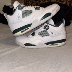 jordan 4 oxidized green 190$ 