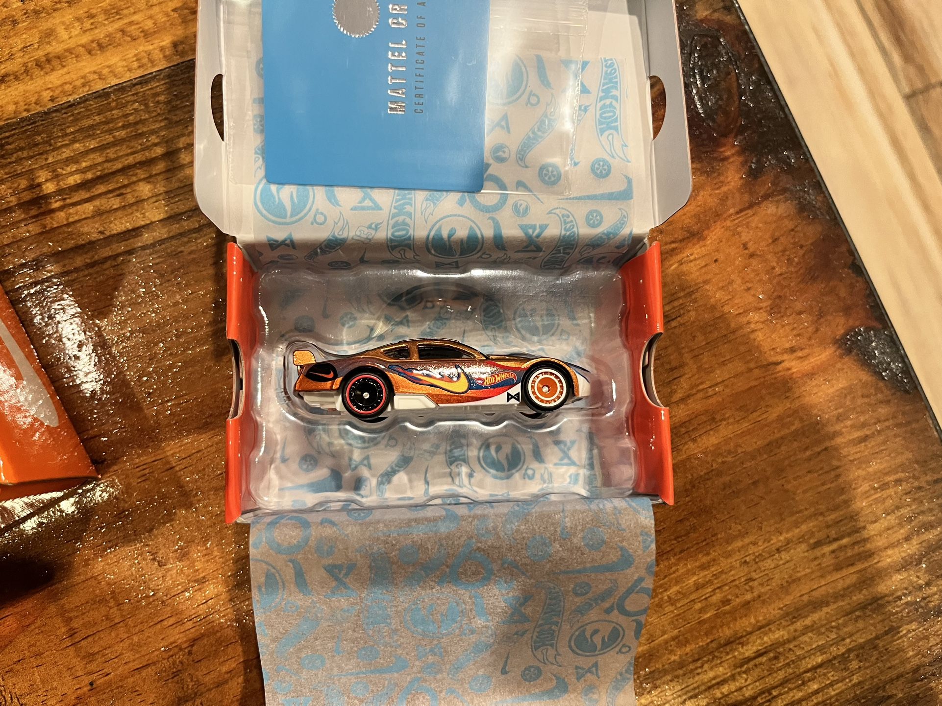 Hot Wheels RLC Paul George NIKE Exclusive Circle Tracker - HPH63 Red Line Club