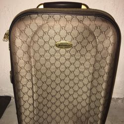 20” Upright Rolling Suitcase