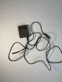 Official Nintendo USG-002 DS (USA) Lite Wall Power AC Adapter Charger untested
