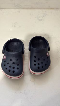 Crocs blue