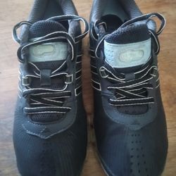 ADIDAS MICROBIONCE SNEAKERS RUNNING SIZE 7 MENS, 8.5 WOMEN 