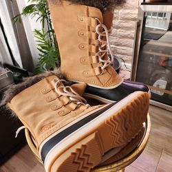Sorel Waterproof Winter Boots Faux Fur *new* $75 obo