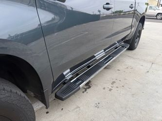 OEM RUNNING BOARDS