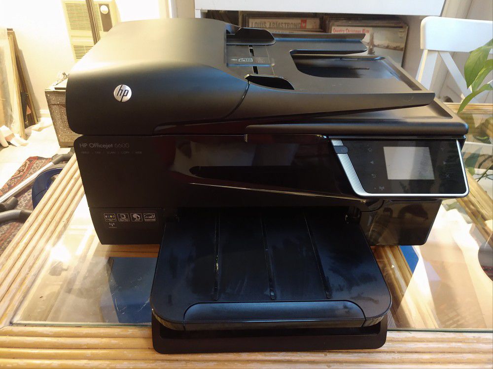 LOCAL PICKUP ONLY!!! WORKING HP Officejet 6600 Printer-MANUAL AND CABLE INCLUDED

