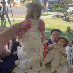 Beautiful  Collectors Display Doll From Collection 