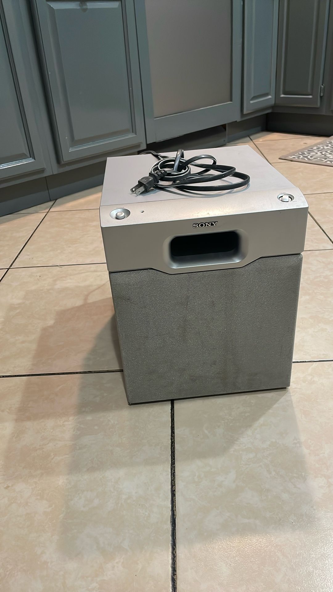Sony Satellite Speaker
