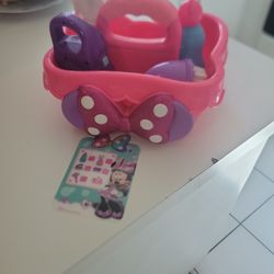 Minnie Mouse Cleaning Caddy With Added Working Vacuum