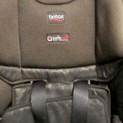 Britax And Graco  Front And Rear Facing Car Seats