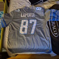 Detroit lions number eighty seven laporta