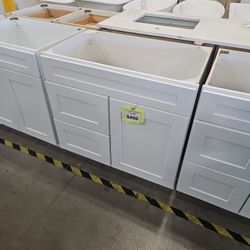 36" White Shaker Solid Wood Bathroom Vanity Cabinet Only 