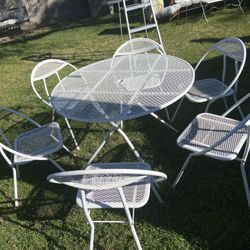 Gorgeous White Table With Chairs 